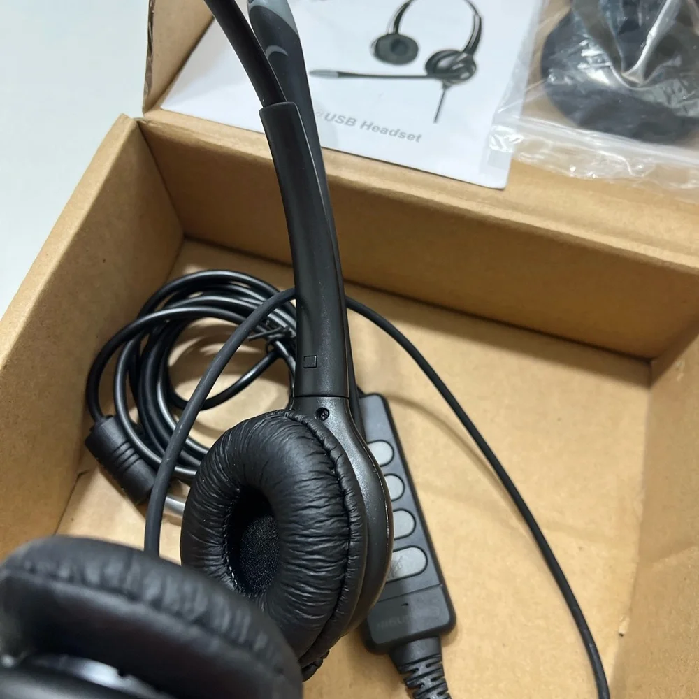 Binaural Black USB Headset (noise canceling microphone) for Office, Call Centers